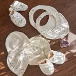 Set bavaglini, capellini e babbucce